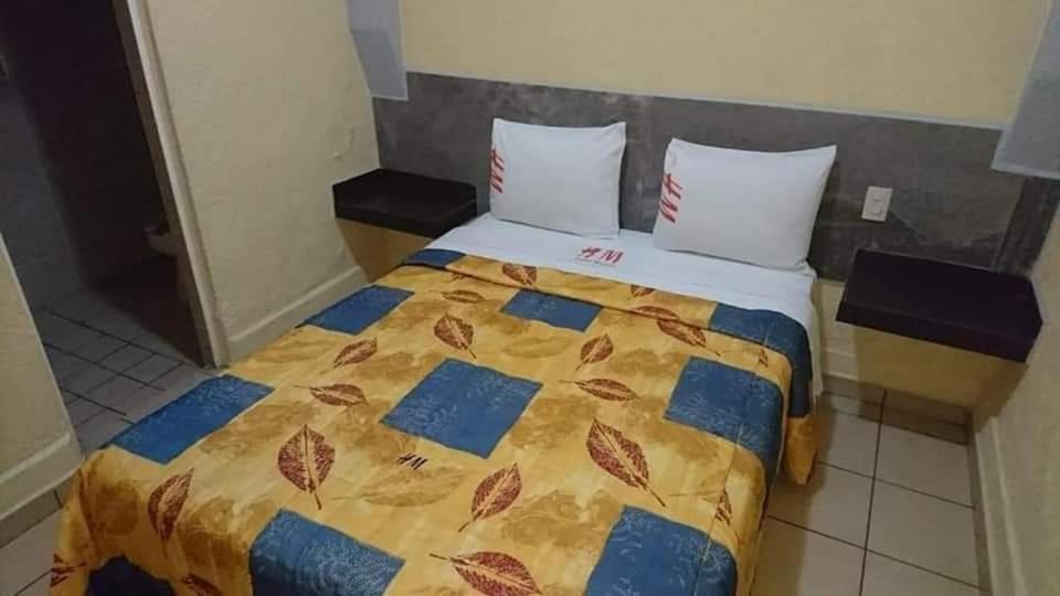 Hotel Madrid גואדלחארה מראה חיצוני תמונה